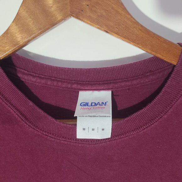Vintage Y2K Harvard Spellout Maroon Medium T-Shirt - Picture 3 of 4